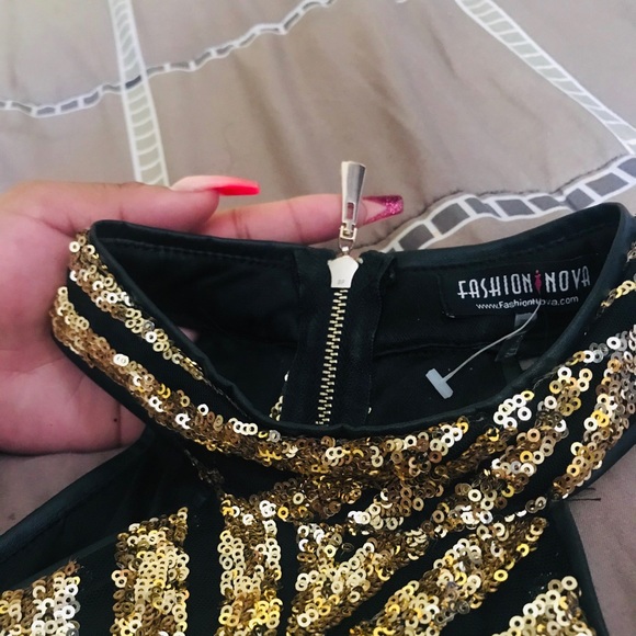 Selling This beautiful dress! - Picture 2 of 3